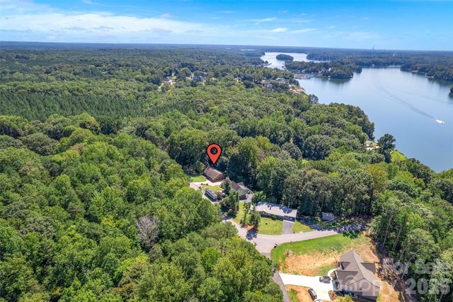 247 Spring Shore Road, Statesville, NC 28677