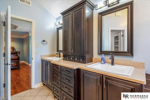 5083 S 172nd Street, Omaha, NE 68135