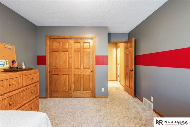 5083 S 172nd Street, Omaha, NE 68135