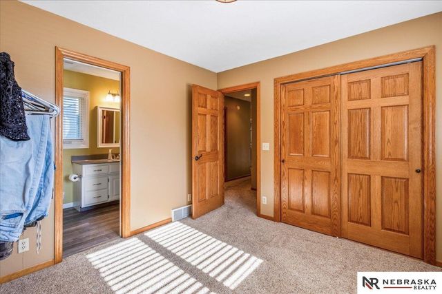 5083 S 172nd Street, Omaha, NE 68135