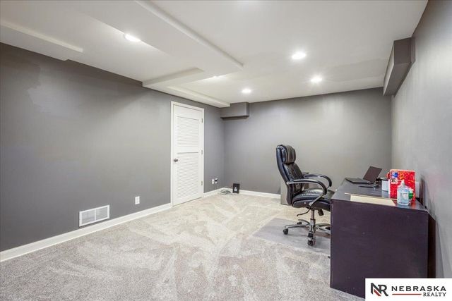 5083 S 172nd Street, Omaha, NE 68135