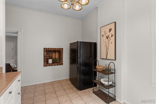 4230 S 37th Street, St Louis, MO 63116