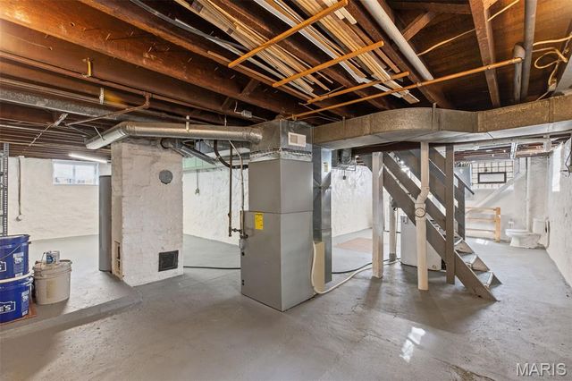 4230 S 37th Street, St Louis, MO 63116