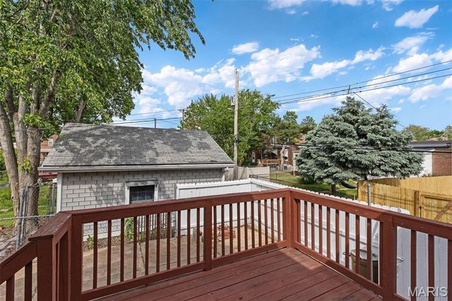 4230 S 37th Street, St Louis, MO 63116