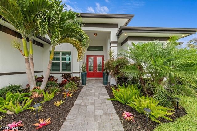 3817 Kismet Lakes LN, Cape Coral, FL 33993