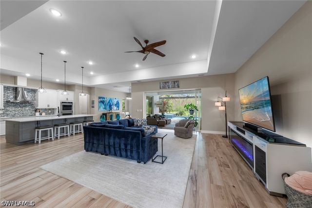 3817 Kismet Lakes LN, Cape Coral, FL 33993
