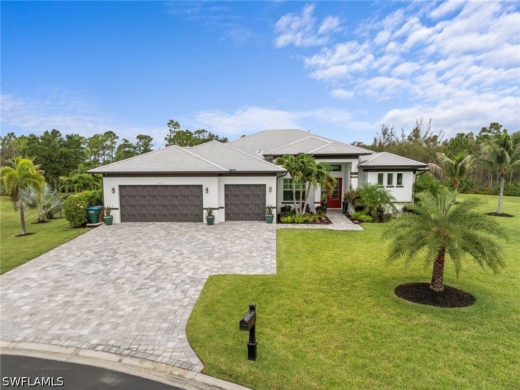 3817 Kismet Lakes LN, Cape Coral, FL 33993