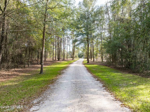 9972 SW COUNTY ROAD 240, Lake City, FL 32024