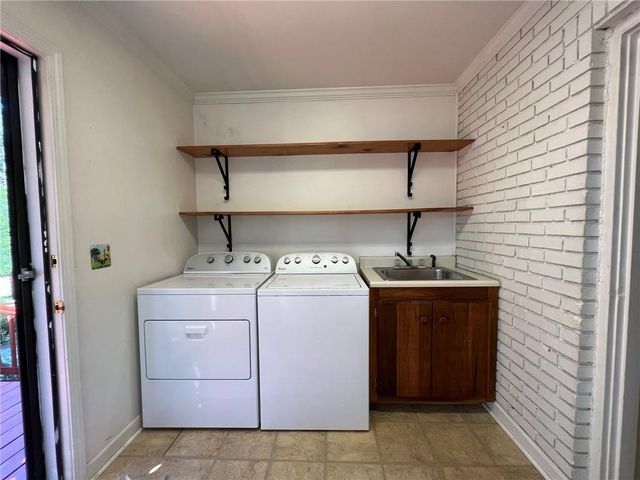 363 Seminole NE Drive, Marietta, GA 30060