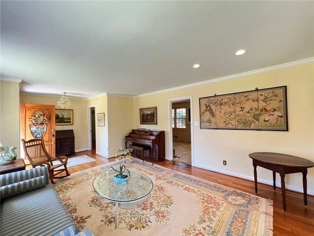 363 Seminole NE Drive, Marietta, GA 30060