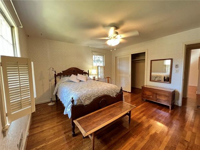 363 Seminole NE Drive, Marietta, GA 30060