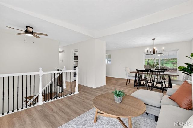 6 Frontier Trail, Fenton, MO 63026