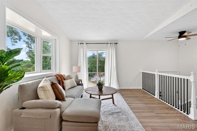 6 Frontier Trail, Fenton, MO 63026