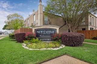 4629 Wild Indigo Street 589, Houston, TX 77027