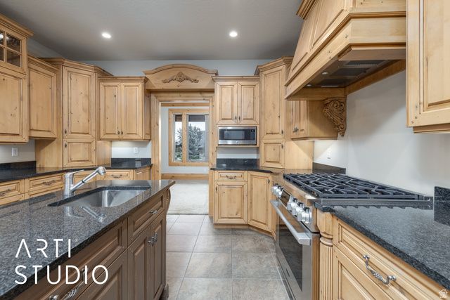 3700 N FOOTHILL LN, Eden, UT 84310