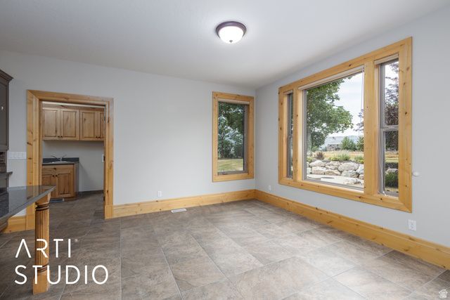 3700 N FOOTHILL LN, Eden, UT 84310
