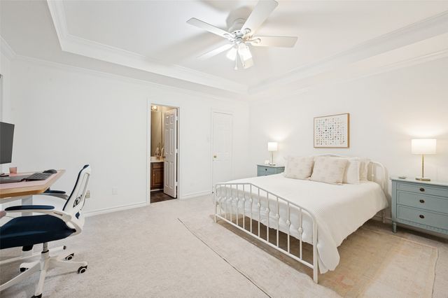 5957 Lindenshire Lane, Dallas, TX 75230