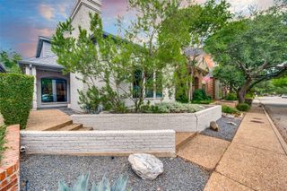5957 Lindenshire Lane, Dallas, TX 75230