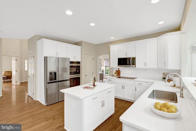 1295 GATESMEADOW WAY, Reston, VA 20194