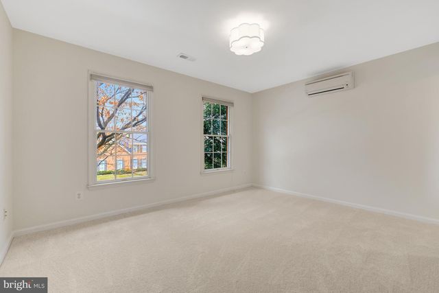 1295 GATESMEADOW WAY, Reston, VA 20194