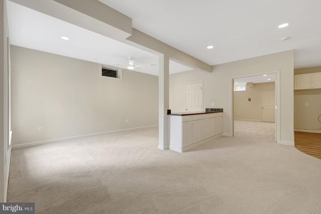 1295 GATESMEADOW WAY, Reston, VA 20194