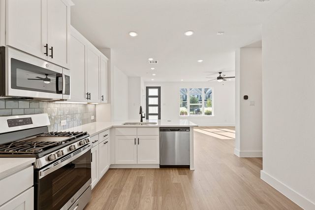 1841 Summer Aura, Mesquite, TX 75181