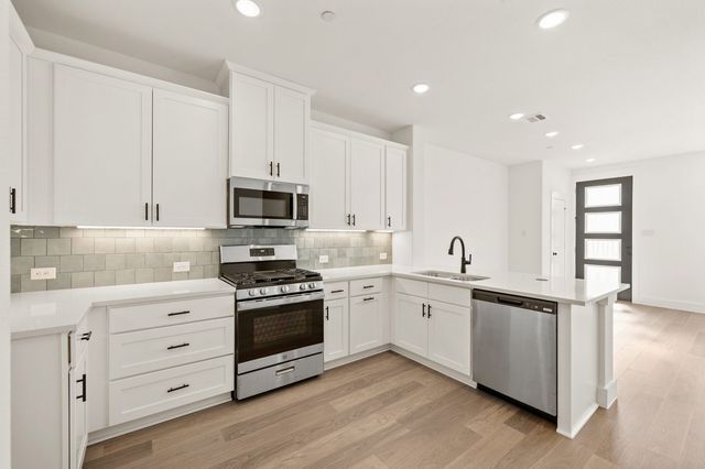 1841 Summer Aura, Mesquite, TX 75181