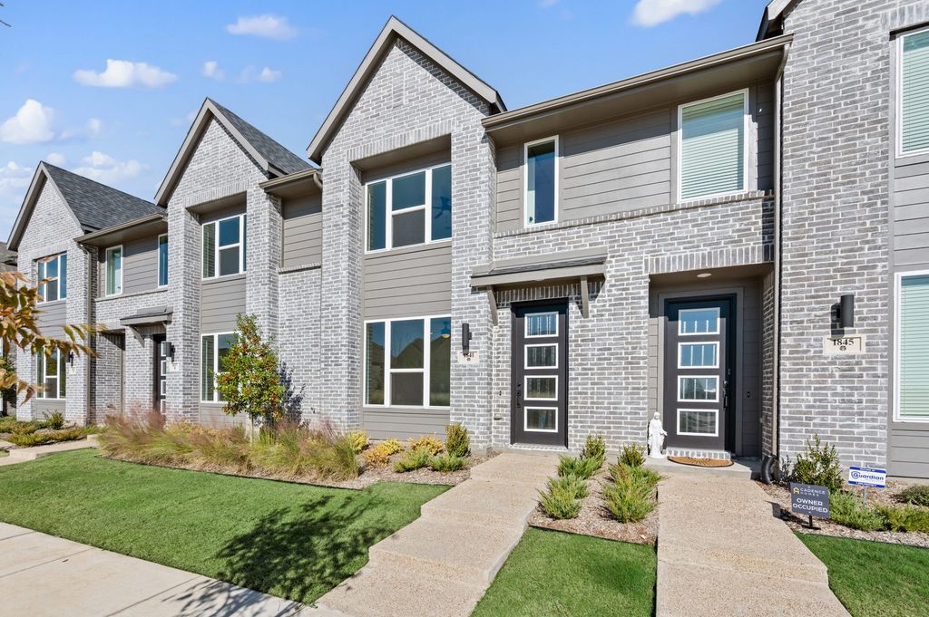 1841 Summer Aura, Mesquite, TX 75181