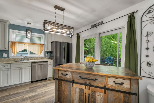 6 Cumberland Rd Unit 18, Gilford, NH 03249