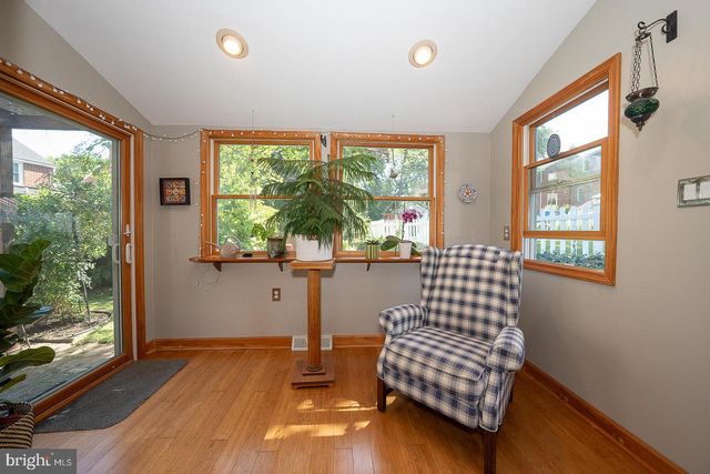 425 CAMPBELL AVE, Havertown, PA 19083