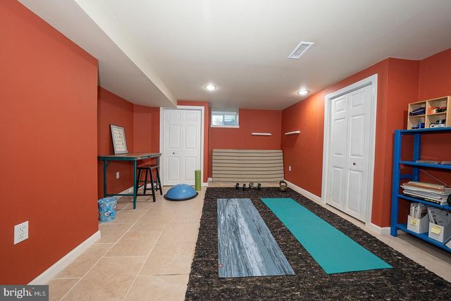425 CAMPBELL AVE, Havertown, PA 19083