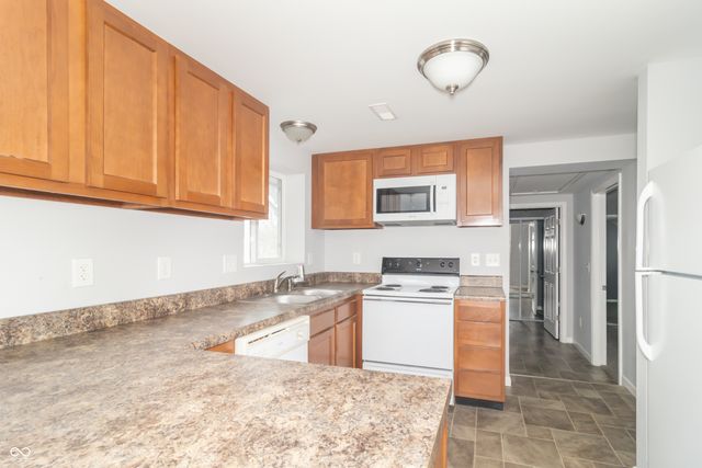 5470 S Main Street, Fountaintown, IN 46130