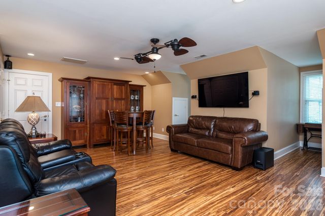 19223 Stableford Lane, Cornelius, NC 28031