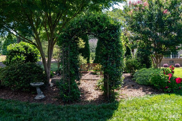 19223 Stableford Lane, Cornelius, NC 28031