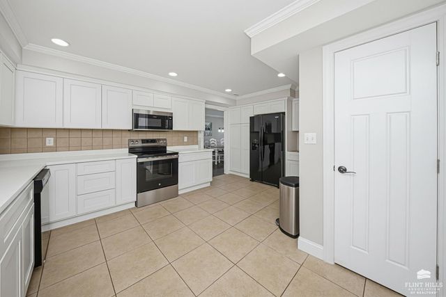 3408 Woodduck Way, Manhattan, KS 66503