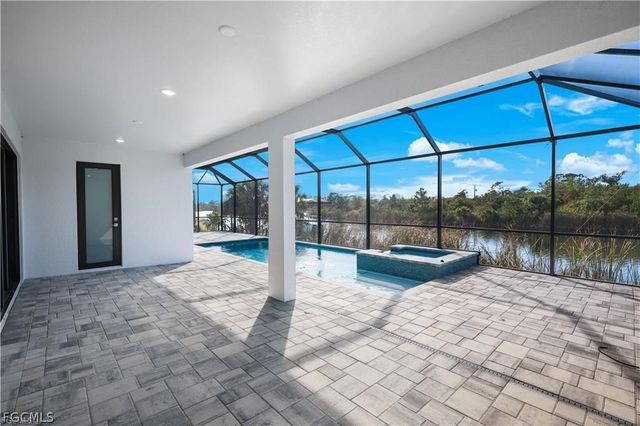 901 NW 19th TER, Matlacha, FL 33993