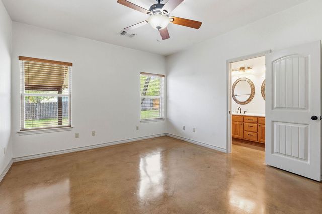 10215 Twin Lake LOOP, Dripping Springs, TX 78620