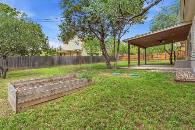 10215 Twin Lake LOOP, Dripping Springs, TX 78620