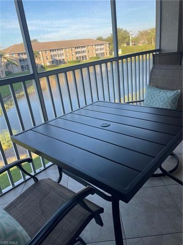 9640 Victoria Ln Apt 305, Naples, FL 34109