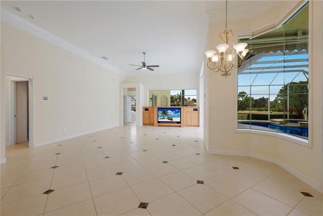 7908 WARWICK GARDENS LANE, University Park, FL 34201