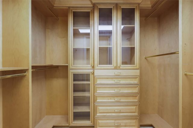 7908 WARWICK GARDENS LANE, University Park, FL 34201