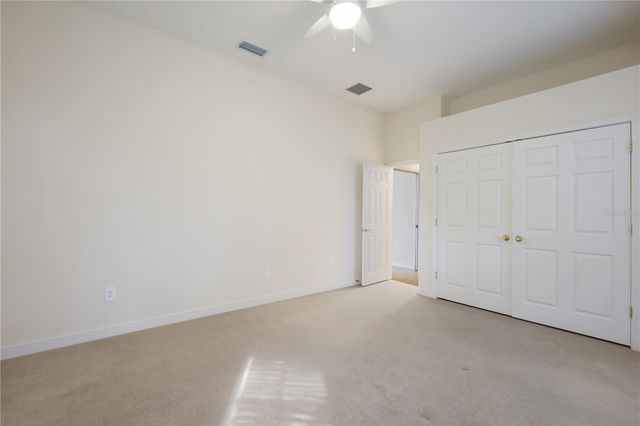 7908 WARWICK GARDENS LANE, University Park, FL 34201