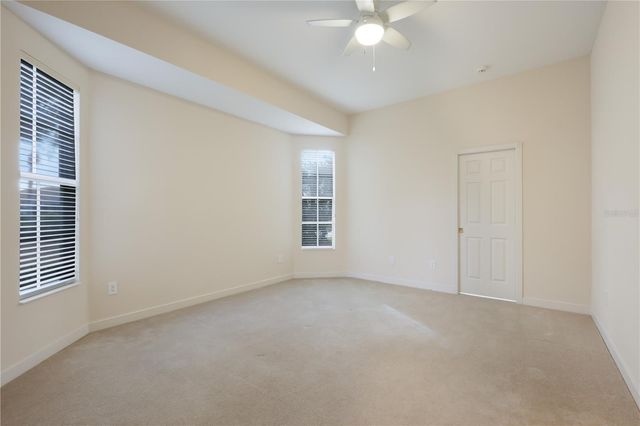 7908 WARWICK GARDENS LANE, University Park, FL 34201