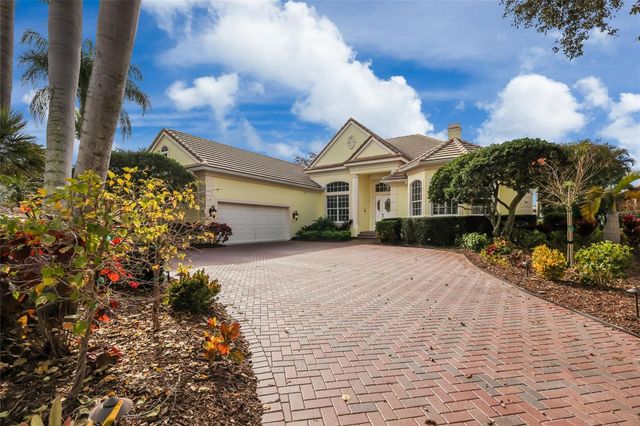 7908 WARWICK GARDENS LANE, University Park, FL 34201