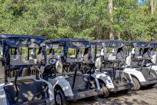 7908 WARWICK GARDENS LANE, University Park, FL 34201