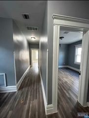 34 Leo Place, Newark, NJ 07108