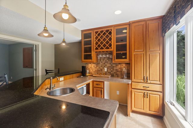 4172 Cashell Glen, Eagan, MN 55122