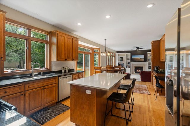 4172 Cashell Glen, Eagan, MN 55122