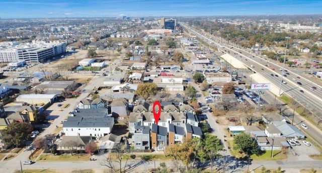 604 W 28th Street A, Houston, TX 77008