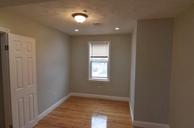 73 Hamilton, Boston, MA 02125